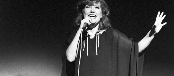 Алла Пугачева на концерте в честь открытия ОИ-1980  - Sputnik Грузия