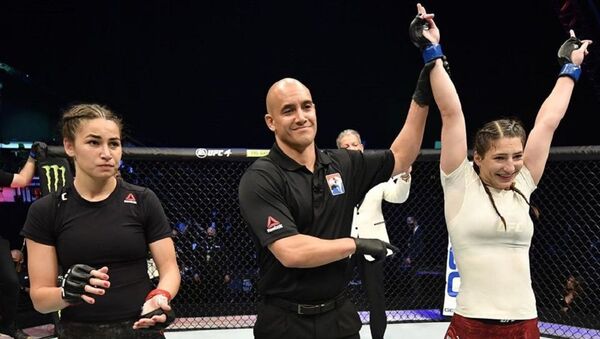 Грузинская спортсменка Лиана Джоджуа одержала победу на турнире UFC  - Sputnik Грузия