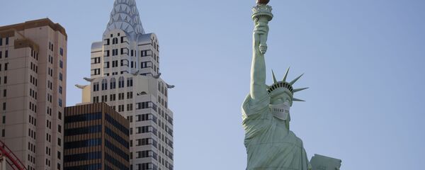 თავისუფლების სტატუა პირბადით - Sputnik საქართველო