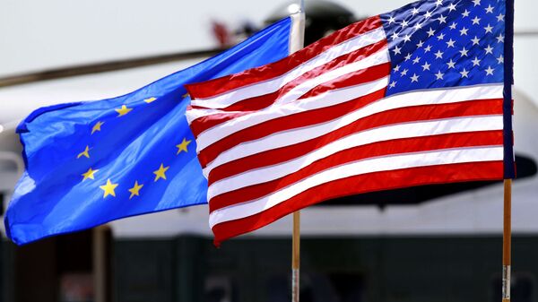 Флаги США и Евросоюза - Sputnik Грузия