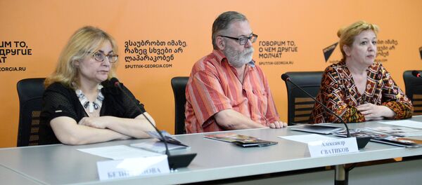 Пресс-конференция, посвященная презентации новых книг из серии Русские в Грузии - Sputnik Грузия