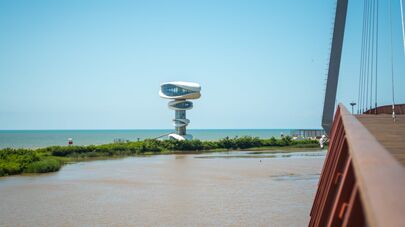 Черноморский курорт Анаклия. Мост и прибрежная территория