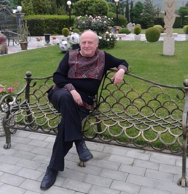 ექსპერიმენტები მუსიკაში, ქართული “კონტრაბასი” და ზოოპარკში უჩვეულო თხოვნით მისული მუსიკოსი ექსპერიმენტები მუსიკაში, ქართული “კონტრაბასი” და ზოოპარკში უჩვეულო თხოვნით მისული მუსიკოსი - Sputnik საქართველო