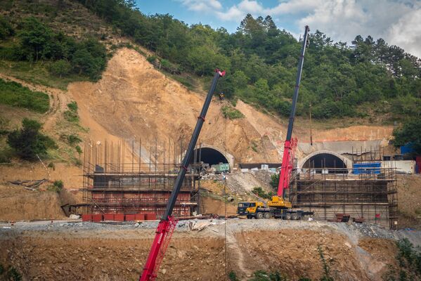 Финансирование на строительство дороги выделяет Всемирный Банк - Sputnik Грузия