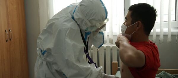 Как Россия помогает странам ближнего зарубежья бороться с COVID-19 Как Россия помогает странам ближнего зарубежья бороться с COVID-19 - Sputnik Грузия