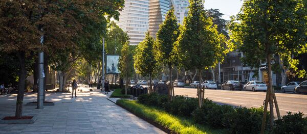 ილია ჭავჭავაძის გამზირი სარეაბილიტაციო სამუშაოების დასრულების შემდეგ მართლაც განსხვავებულად გამოიყურება ილია ჭავჭავაძის გამზირი სარეაბილიტაციო სამუშაოების დასრულების შემდეგ მართლაც განსხვავებულად გამოიყურება - Sputnik საქართველო