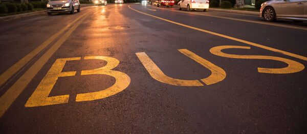 Обновленный проспект Ильи Чавчавадзе. Выделенные полосы для общественного транспорта - Sputnik Грузия