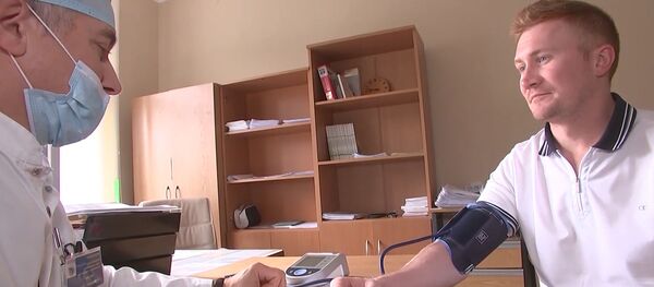 Добровольцы, испытавшие вакцину от COVID, прошли финальное обследование Добровольцы, испытавшие вакцину от COVID, прошли финальное обследование - Sputnik Грузия