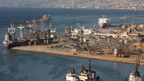 Мощный взрыв разрушил порт Бейрута в Ливане - Sputnik Грузия