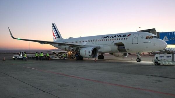 Французская авиакомпания Air France возобновила регулярные полеты в Грузию - Sputnik Грузия