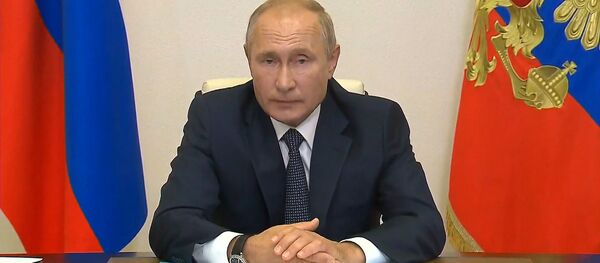 Путин объявил о регистрации первой российской вакцины от COVID-19 Путин объявил о регистрации первой российской вакцины от COVID-19 - Sputnik Грузия