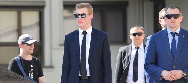 Сын президента Белоруссии Александра Лукашенко Николай на митинге - Sputnik Грузия