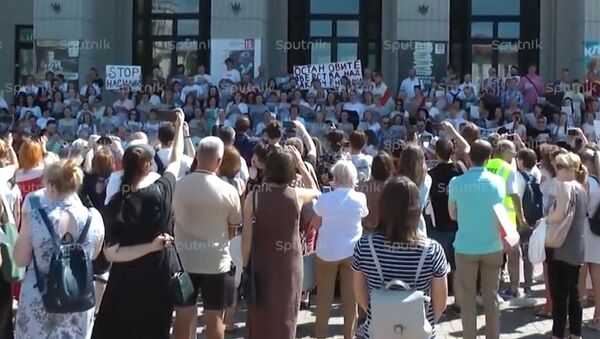 Девятый день протестов: мирные митинги и забастовки не прекращаются - Sputnik Грузия