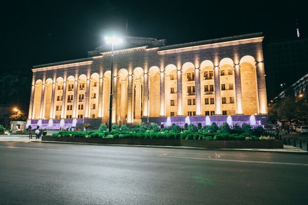 რეაბილიტაცია დასრულდა: პარლამენტის მიმდებარე ტერიტორია გაიხსნა რეაბილიტაცია დასრულდა: პარლამენტის მიმდებარე ტერიტორია გაიხსნა - Sputnik საქართველო
