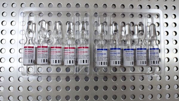 Производство вакцины от COVID-19 на фармацевтическом заводе Биннофарм - Sputnik Грузия