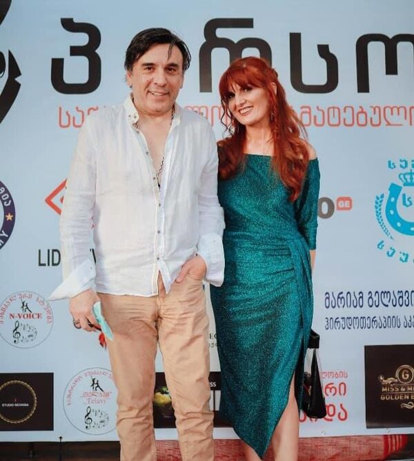 35 ქალი და ერთი მამაკაცი და მეოთხე შანსი ბარბარესთვის 35 ქალი და ერთი მამაკაცი და მეოთხე შანსი ბარბარესთვის - Sputnik საქართველო