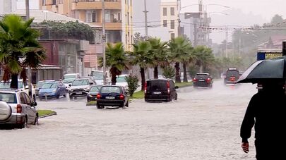 Наводнение из-за ливня в Батуми