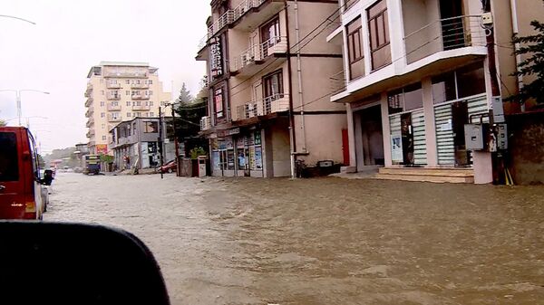 Наводнение из-за ливня в Батуми - Sputnik Грузия