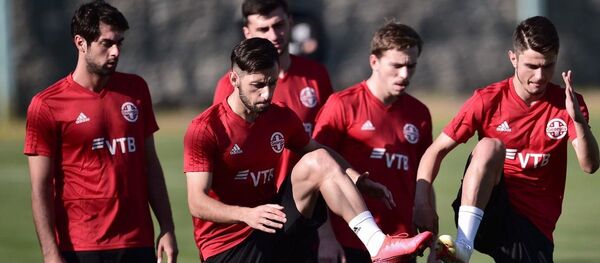 Тренировка сборной Грузии по футболу Тренировка сборной Грузии по футболу - Sputnik Грузия