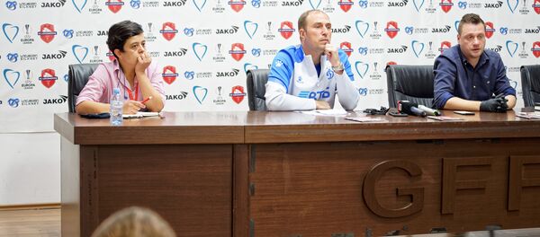 Главный тренер ФК Динамо (Москва) Кирилл Новиков на пресс-конференции - Sputnik Грузия