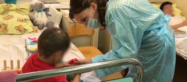 Трудная задача: Кузнецова о возврате российских детей из Сирии - видео Трудная задача: Кузнецова о возврате российских детей из Сирии - видео - Sputnik Грузия