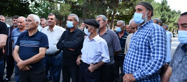 Предвыборная агитация. Гардабанский район. Встречи с избирателями. Жители в масках во время пандемии коронавируса - Sputnik Грузия