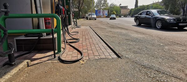 Бензозаправка - Sputnik Грузия