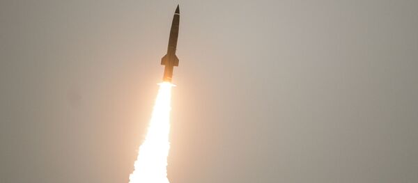 Показательный пуск ракеты из тактического комплекса Точка-У, фото из архива - Sputnik Грузия