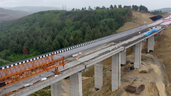 Автобан на трассе Восток - Запад - центральная автомагистраль Грузии - строительство мостов - Sputnik Грузия
