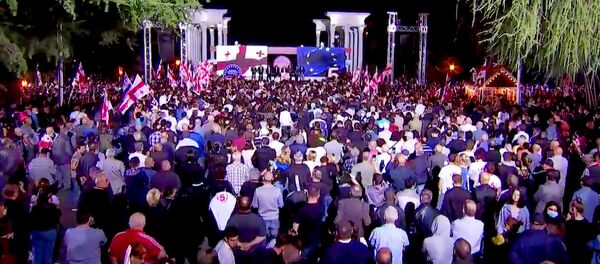 Многотысячный митинг ЕНД на батумском бульваре Многотысячный митинг ЕНД на батумском бульваре - Sputnik საქართველო