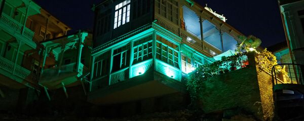 Частные отели в домах в историческом центре города. Тбилисская архитектура - Sputnik Грузия