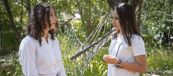 Впервые на сцене: участницы Ты супер! встретились перед поездкой в Москву - Sputnik Грузия