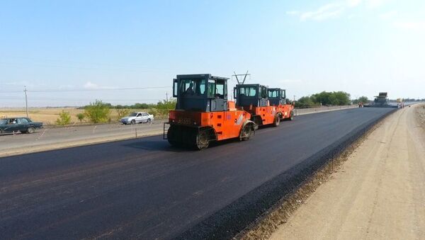 Работы по расширению автомагистрали в Азербайджане - Sputnik Грузия