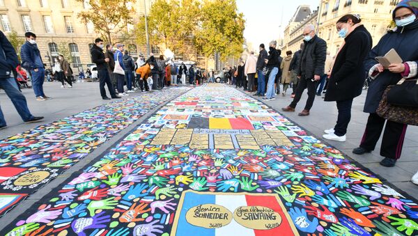 Акция памяти в Париже по погибшему Самюэлю Пати - Sputnik Грузия