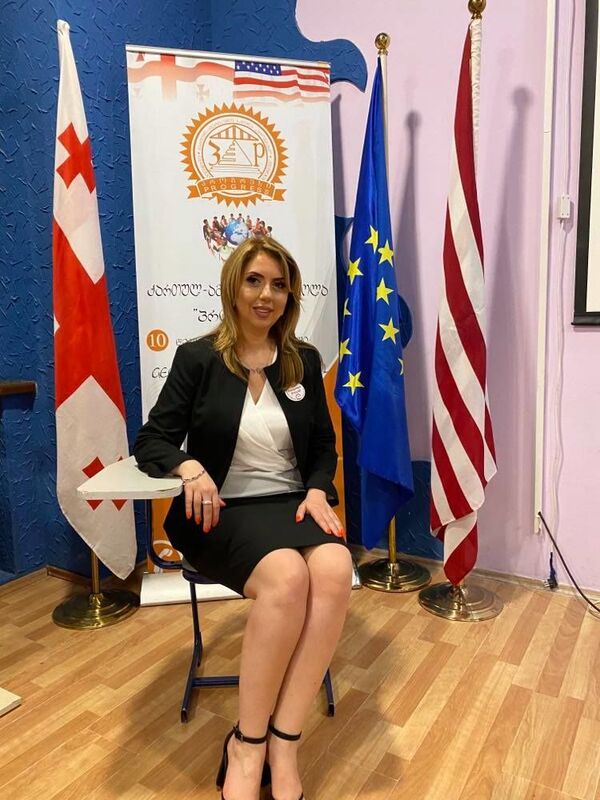 კლასგარეშე საკითხავი მასწავლებლებისთვის: კერძო და საჯარო სკოლებმა უნდა ითანამშრომლონ კლასგარეშე საკითხავი მასწავლებლებისთვის: კერძო და საჯარო სკოლებმა უნდა ითანამშრომლონ - Sputnik საქართველო