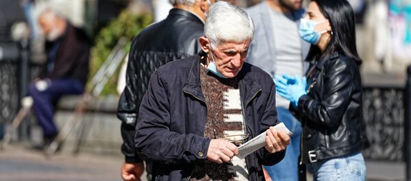 კორონავირუსის ეპიდემია. ხალხი ქუჩაში კორონავირუსის ეპიდემია. ხალხი ქუჩაში - Sputnik საქართველო