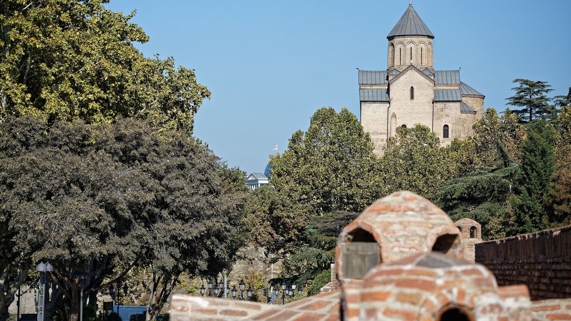 Вид на город Тбилиси - Метехская церковь - Sputnik Грузия, 1920, 02.07.2022