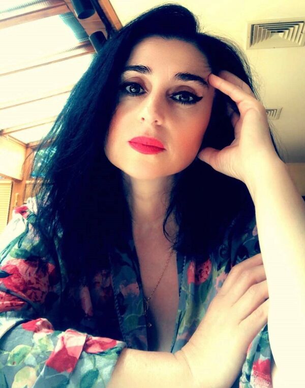 „ჩვენ ეს გამოგვივიდა!“ – ქართველი ემიგრანტების ჩუმად გაკეთებული სიკეთის მადლი „ჩვენ ეს გამოგვივიდა!“ – ქართველი ემიგრანტების ჩუმად გაკეთებული სიკეთის მადლი - Sputnik საქართველო