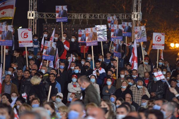 „ნაცმოძრაობამ“ მიტინგზე ათასობით მომხრე გამოიყვანა – სააკაშვილი მათ ონლაინ მიმართავს - Sputnik საქართველო