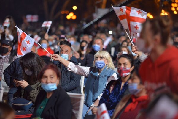 „ნაცმოძრაობამ“ მიტინგზე ათასობით მომხრე გამოიყვანა – სააკაშვილი მათ ონლაინ მიმართავს - Sputnik საქართველო