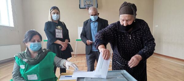 საარჩევნო უბანი მარნეულში საარჩევნო უბანი მარნეულში - Sputnik საქართველო