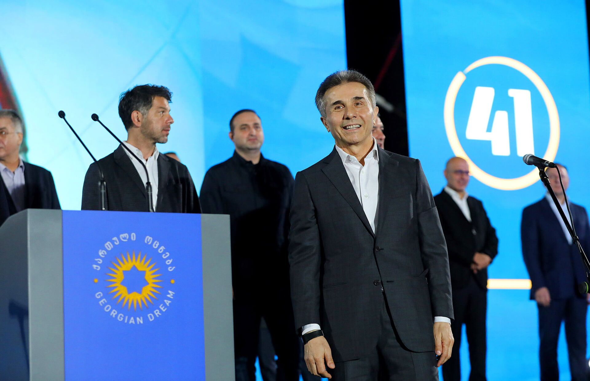 Бидзина Иванишвили и актив партии Грузинская мечта - Sputnik Грузия, 1920, 25.11.2025