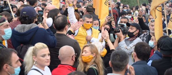 ოპოზიციის აქცია პარლამწნტთან. „ლელოს“ აქტივისტები ოპოზიციის აქცია პარლამწნტთან. „ლელოს“ აქტივისტები - Sputnik საქართველო