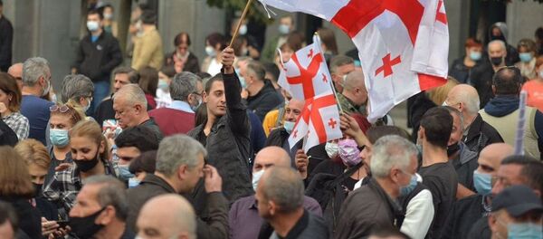Акция сторонников объединенной оппозиции против итогов выборов Акция сторонников объединенной оппозиции против итогов выборов - Sputnik Грузия