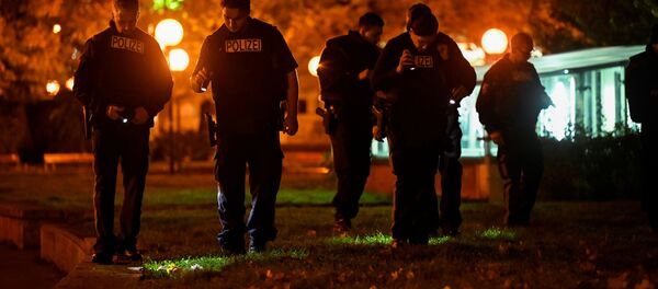 Следователи и криминалисты на месте террористического нападения в Вене, Австрия - Sputnik Грузия