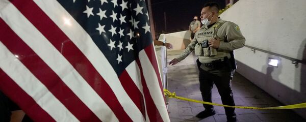 Митинг сторонников президента Дональда Трампа в Фениксе Митинг сторонников президента Дональда Трампа в Фениксе - Sputnik Грузия