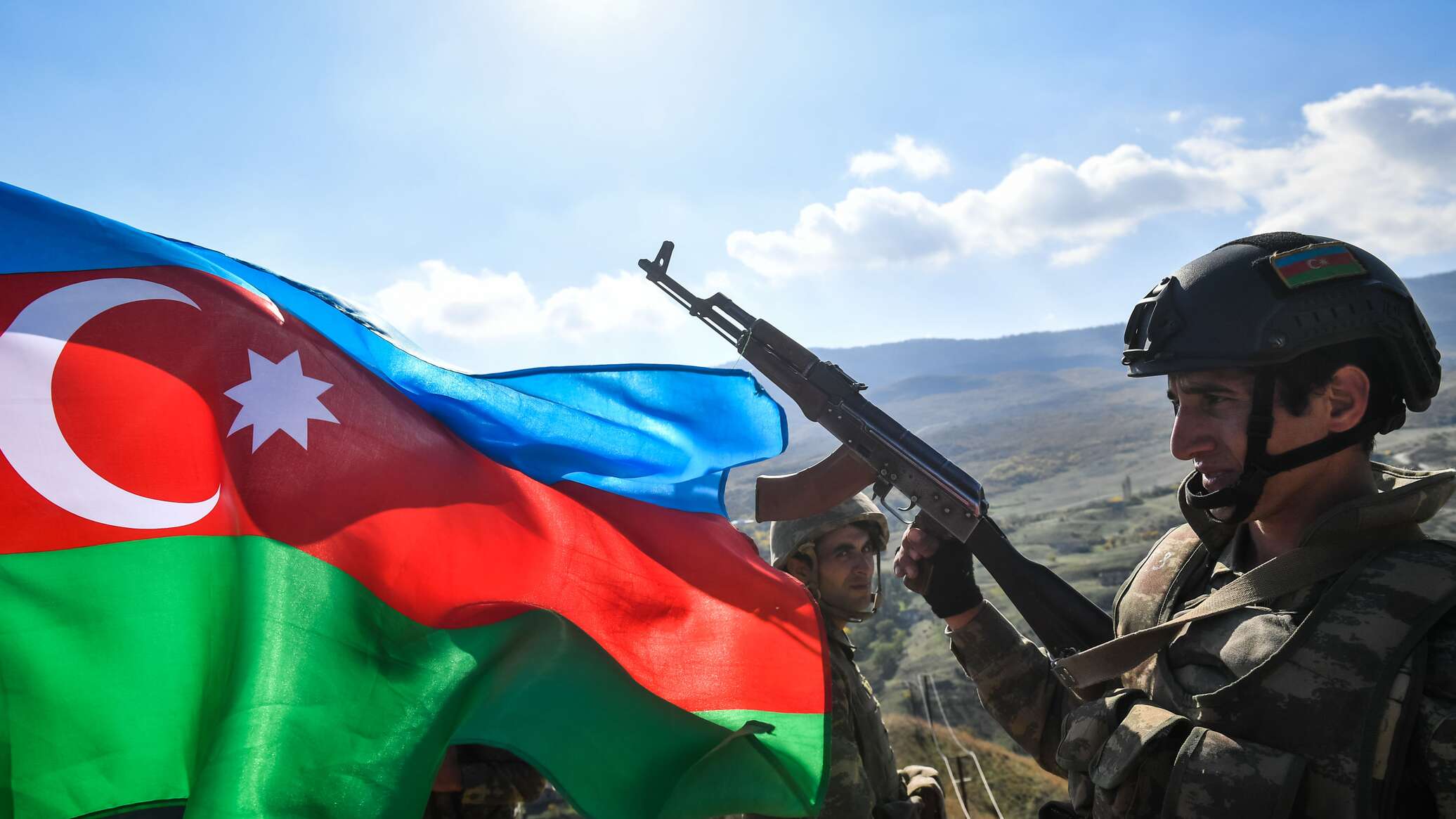 победа армении. армяне в баку. ереван 9 мая. праздник 9 мая в армении. день победы армения.