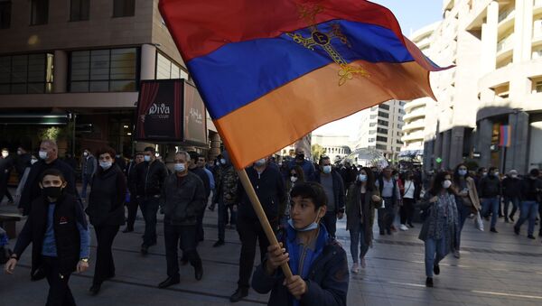 Протестующие в Ереване - Sputnik Грузия