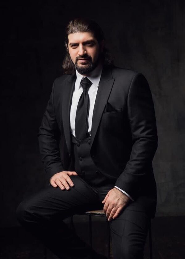 Грузинский бас Годердзи Джанелидзе о Большом, пандемии и сумасшествии всего мира - Sputnik Грузия