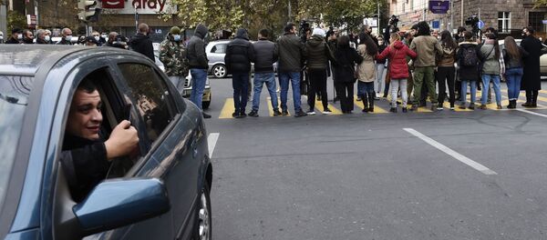 Акция протеста оппозиции в Ереване - Sputnik Грузия